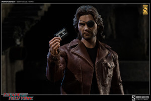 Snake-Plissken-Sixth-Scale-Figure-08